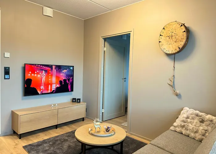 - & Stylish With Free Passes 아파트